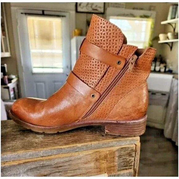 Soft Leather Baywood Womens Ankle Brown Boots Size 7M - Picture 7 of 11